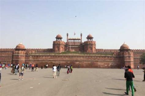 10 Famous Monuments in Delhi That You Must Visit - ASocialNomad