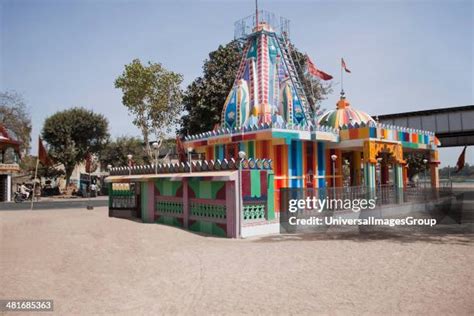 185 Swaminarayan Temple Ahmedabad Stock Photos, High-Res Pictures, and ...