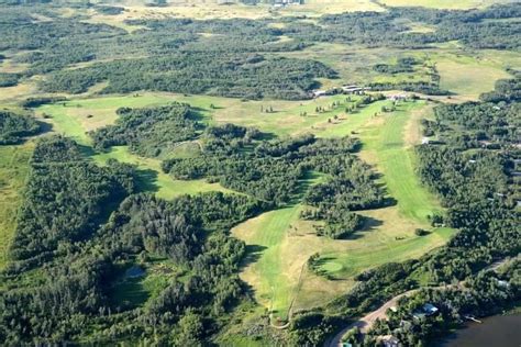 Hardisty Golf Course | Go East of Edmonton