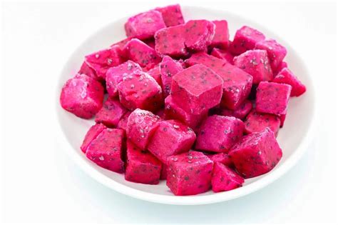 Frozen Dragon Fruit Iqf Frozen Red White Dragon Fruit Dices Chunks