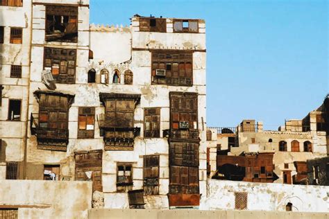 Exploring the Historical Sites of Jeddah and Its Surroundings on a Road ...