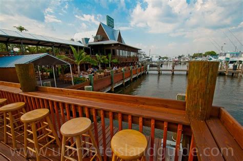 Doc Fords Rum Bar And Grille Ft Myers Beach Ultimate Island Guide