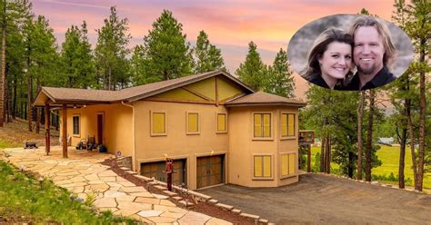 Inside Sister Wives's Robyn and Kody's $1.6M Home — For Sale