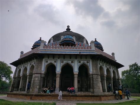 Humayun's Tomb Delhi Entry Fee, Timings, History, Images & Location