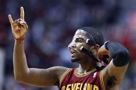 Kyrie Irving To Wear Mask For Broken Nose For About Two Weeks