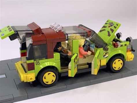 Lego Moc Jurassic Park Ford Explorer Minifigure Friendly By Brickperfection Rebrickable