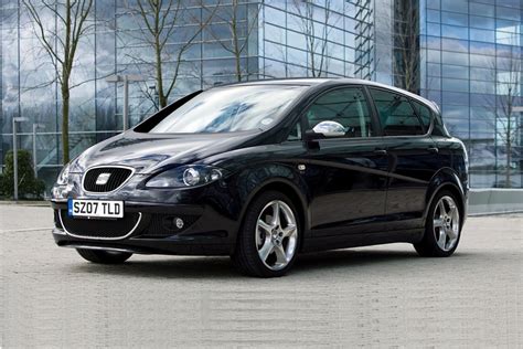 SEAT Toledo цены отзывы характеристики Toledo от SEAT