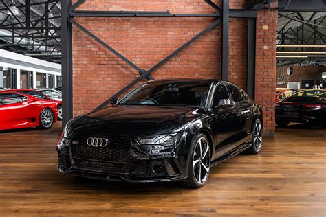 Audi RS7 Black (3) - Richmonds