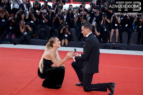 Sophie Codegoni Sexy Seen Flaunting Her Hot Figure On The Red Carpet At The Venice International