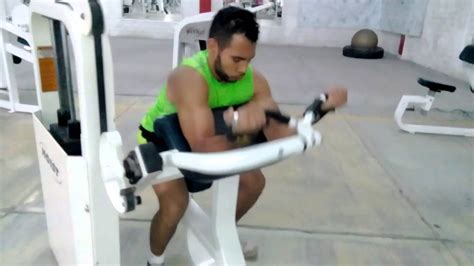 Curl Bicep Con Predicador Maquina Youtube