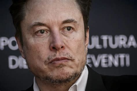 Musk Demands 25% Voting Control at Tesla, Threatens External AI and ...