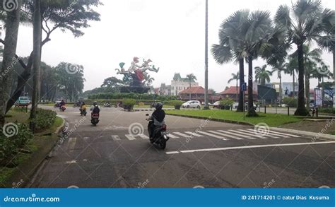 Traffic At HI Roundabout Bundaran HI With Welcome Monument Tugu Selamat