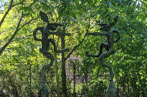 guide    sculpture parks  europe mandala meadow