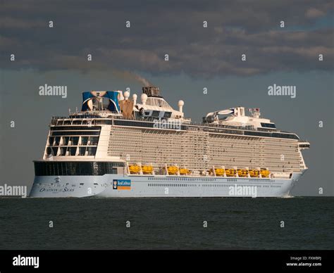 Ovation Of The Seas Hi Res Stock Photography And Images Alamy