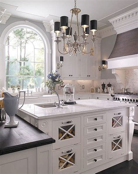 90+ Elegant White Kitchen Cabinet Design Ideas - Page 25 of 91