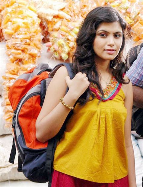 Sruthi Ramakrishnan Hot Photos Amara Tamil Movie Cinindya