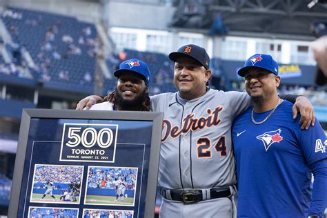 Mlb Azulejos De Toronto Tambi N Homenaje A Miguel Cabrera Redeportes