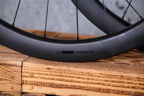 Review Prime Primavera 44 Carbon Disc Roadcc