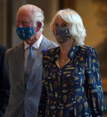 Prince Charles Touch Par Le Covid Camilla Parker Bowles Est Elle