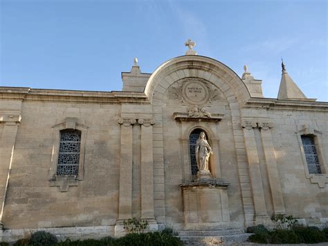 Notre Dame de Grâce Notre Dame de Grâce Rochefort du Gard Flickr