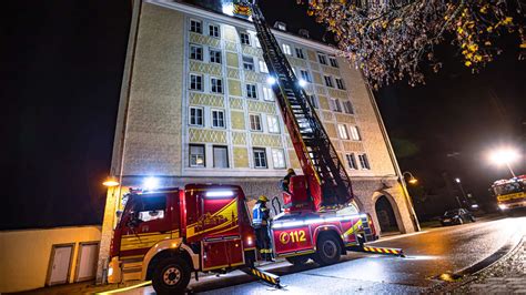 Burghausen Freiwillige Feuerwehr mit Übung zufrieden