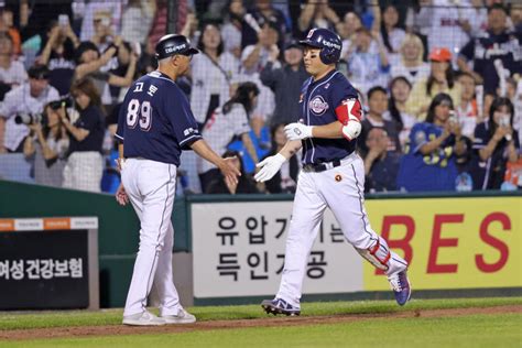 회장님 앞 쾌승 노시환황영묵 2g 연속포 폭발 한화 두산 제압하고 위닝시리즈 대전스코어