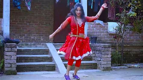 বড় মায়া মায়া লাগে গো Boro Maya Maya Lage Go Bangla Dance Bangla New Dance Mim Video