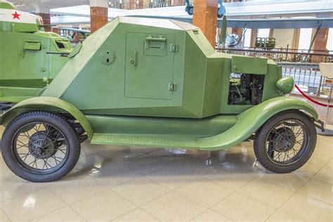 Рассказы об оружии. Бронеавтомобиль Д-8