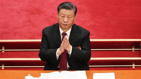 Xi Jinping begins historic third term as China's president - BBC News