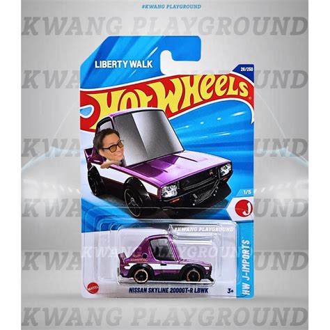 Xe mô hình Hot Wheels basic Nissan Skyline 2000GT R LBWK toon tím case Q 2024 Shopee Việt Nam