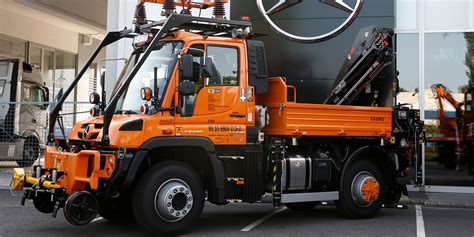 Unimog Road Railer Ensure Smooth Rail Transport