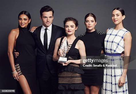 Pretty Little Liars Elenco - 440 Pretty Little Liars Reparto Stock Photos, High-Res Pictures, and ...
