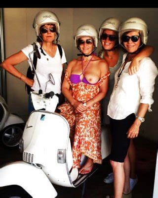 Chelsea Peretti Nude Porn Pictures XXX Photos Sex Images 4093457 PICTOA