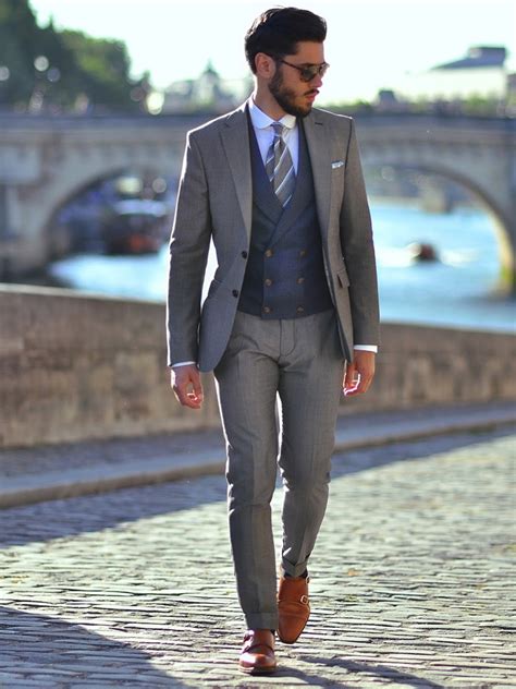 Guide to Men's Cocktail Dress Code | Man of Many