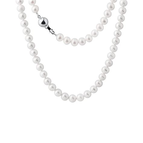 Freshwater Pearl Necklace With A Silver Clasp KLENOTA