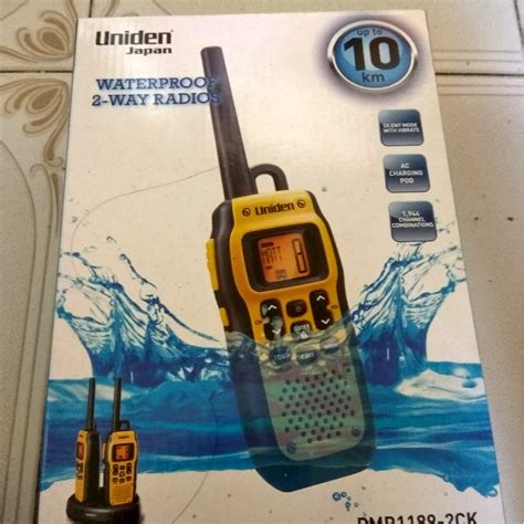 BNIB Uniden Waterproof Walkie Talkie Uniden PMR1189 2CK Mobile Phones