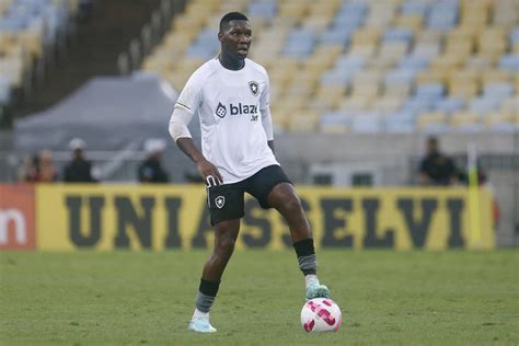 Botafogo Tem 4 Desfalques Contra O Fluminense Veja Os Nomes