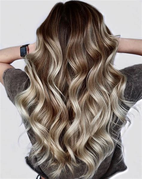 Long Hairstyles 2023 Layered Blonde Or Curly