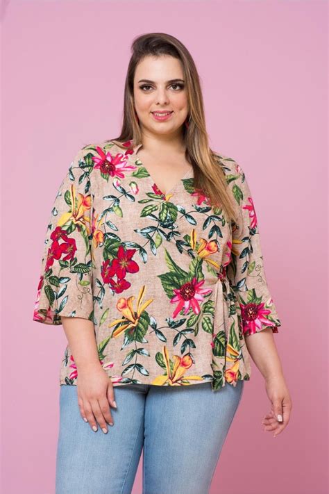 Blusa Em Viscose Estampada Transpassada Com Amarração Na Lateral Leves Babados Nas Mangas 34