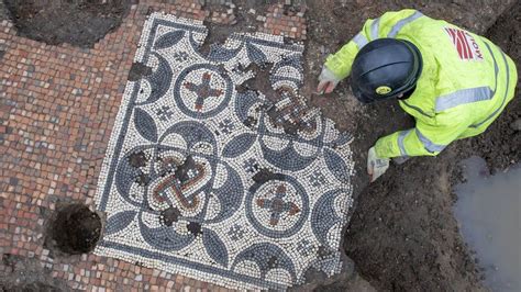 London S Largest Roman Mosaic Find For Years Uncovered Bbc News