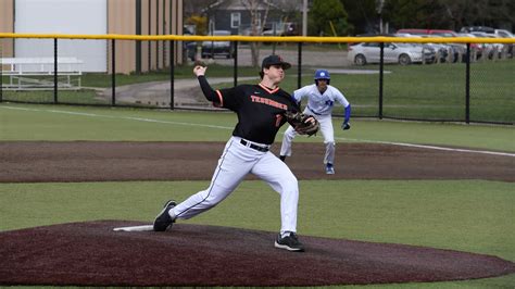 Tecumseh Baseball Loaded With Accomplished Athletes The Tecumseh Herald