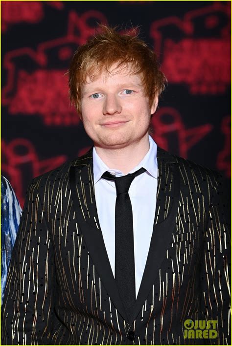 Ed Sheeran & Elton John Recreate 'Love Actually' to Announce Their New ...