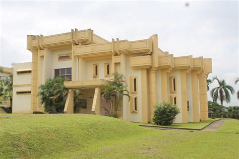 Université De Douala