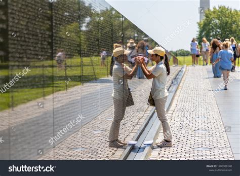 Vietnam Veterans Memorial Hand On Wall Images: Browse 38 Stock Photos ...