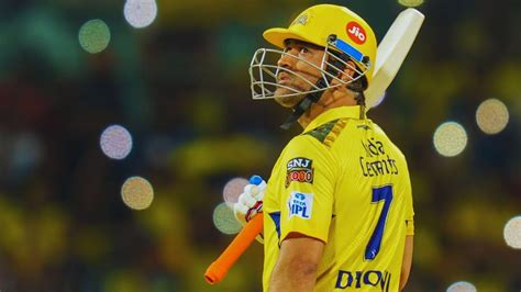 CSK Coach Stephen Fleming Gives Big Update Regarding MS Dhoni S