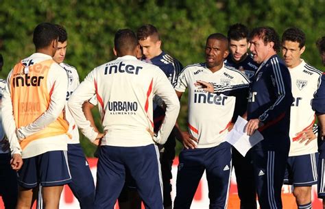 2 semanas sem jogos São Paulo fará jogo treino contra o Nacional