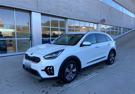 Kia Niro 1 6 Gdi Dct Phev Evolution Clear White Nuova A Soli 26 730€ Su Miacar Es0buse