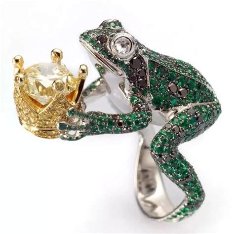 Золотая лягушка | Frog jewelry, Animal jewelry, Jewelry