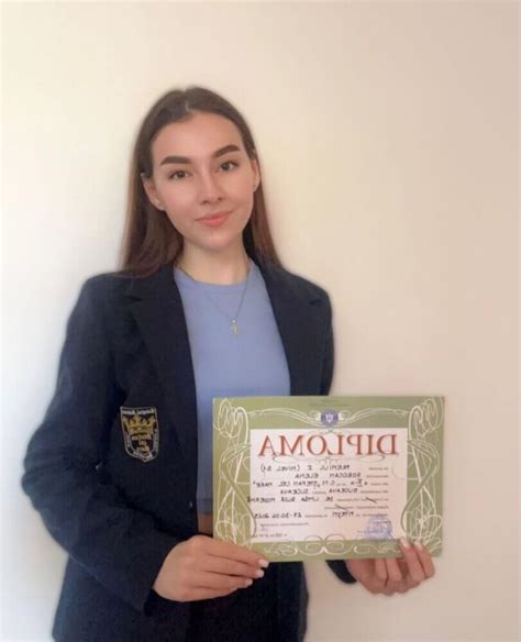 Dou Eleve Ale Profesoarei Valentina Nazarov Au Fost Premiate La