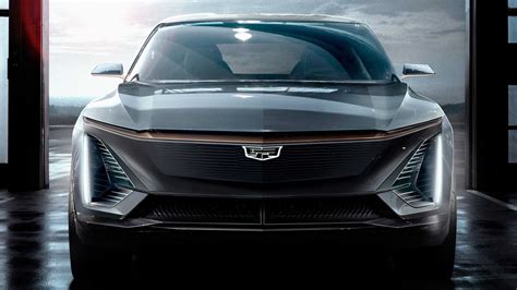 New Cadillac Ev Debuts This Summer Lyriq Crossover Features Seven